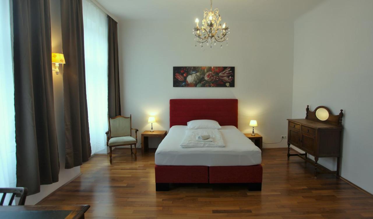 Casa Nostra - Ausgefallene Wohnung Am Augarten ウィーン エクステリア 写真
